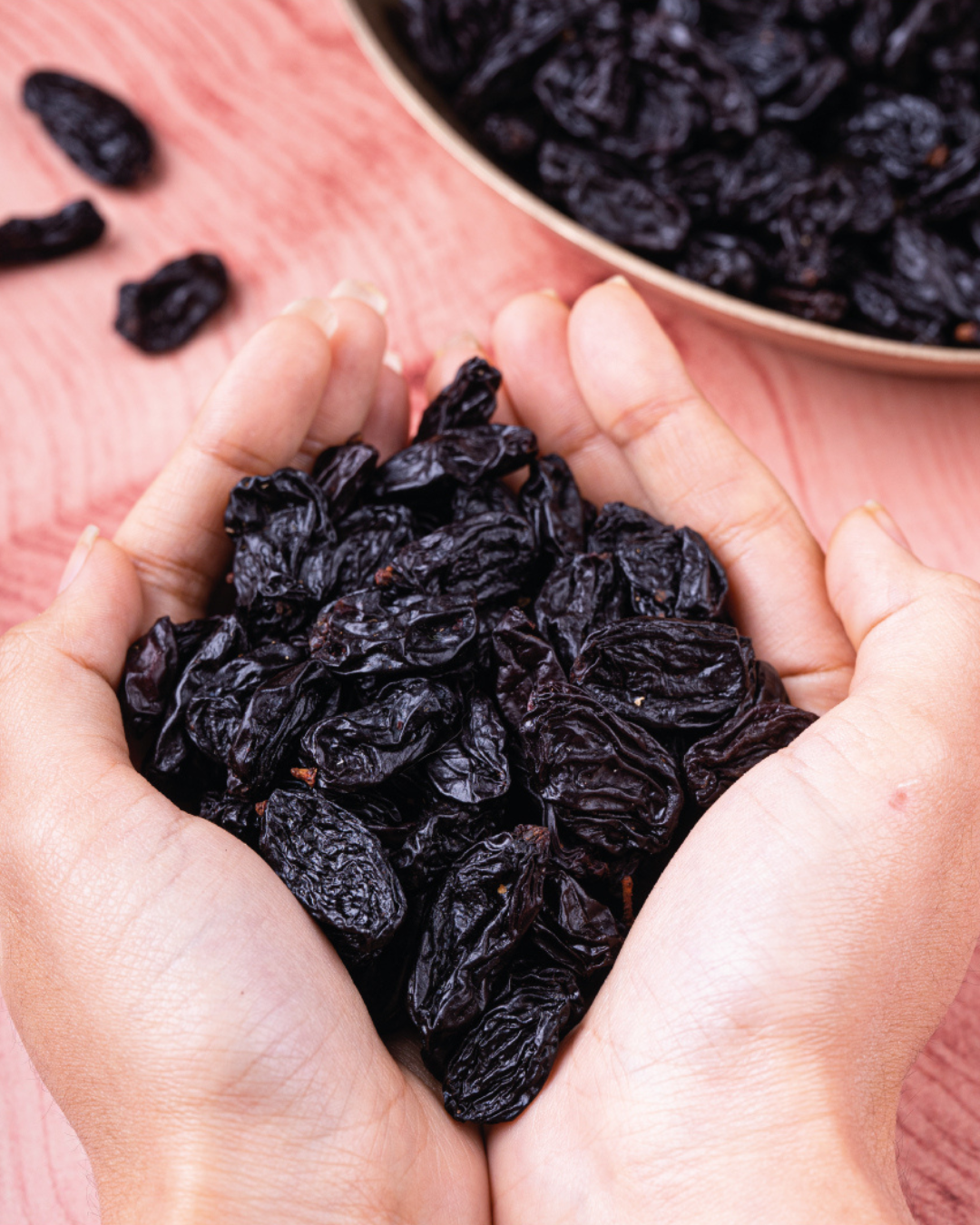 Jumbo Black Raisins: Nashik's Seedless Kismis (250g/1kg)
